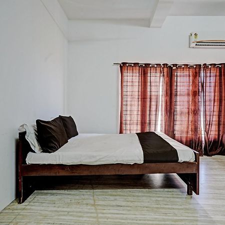 Oyo Flagship Ecr Goa Beach Resort Chennai Exterior foto